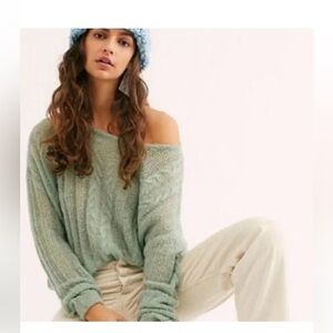 Free People mint knitted pullover sweater size small